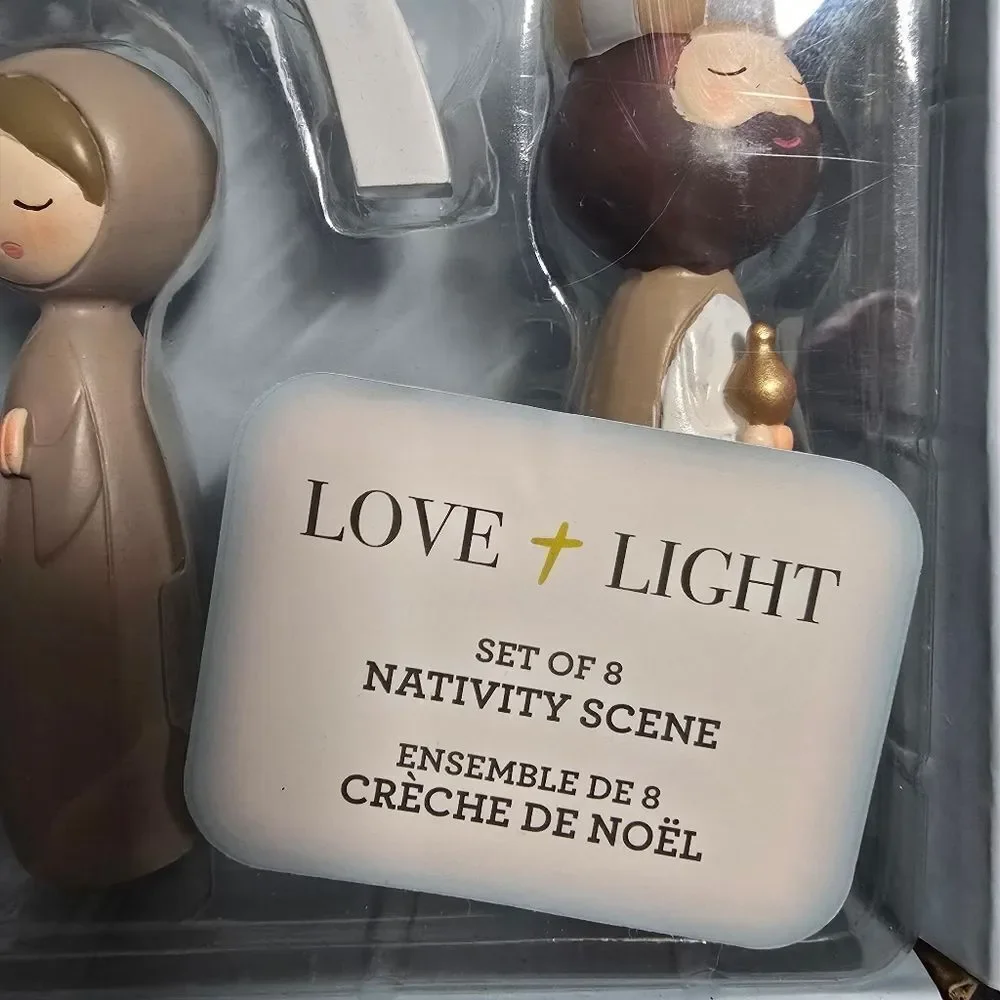 Love and Light 8 Piece Nativity Christmas Set Resin Figures, New